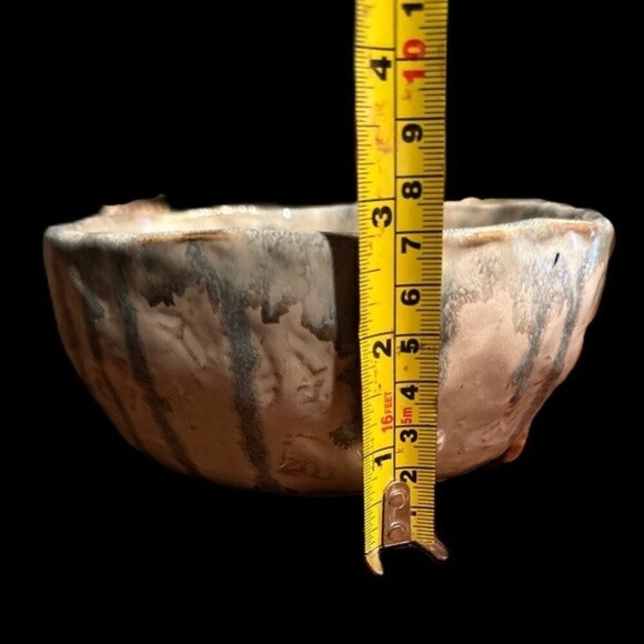 Vintage Pottery Drip Glazed‎ With A Leaf Pattern Design & Artist Signed - Picture 10 of 11